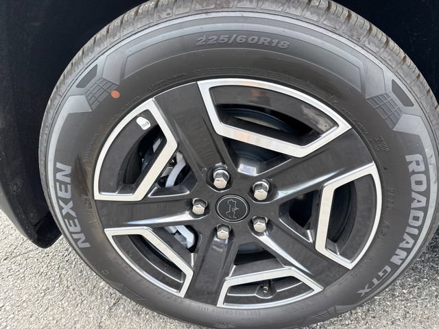 New 2026 Jeep Cherokee Laredo AWD/4WD image 6