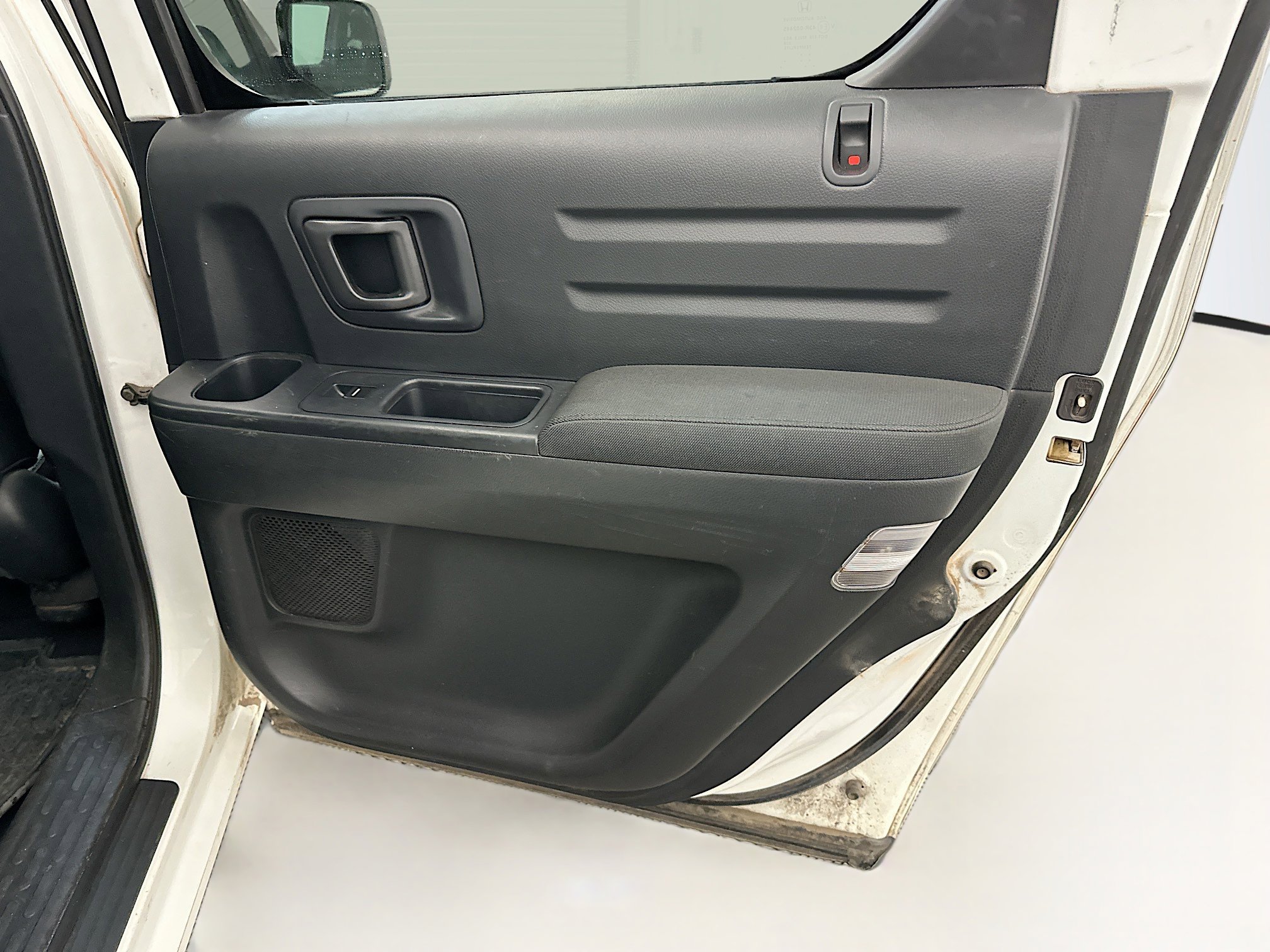 Used 2014 Honda Ridgeline Sport image 30