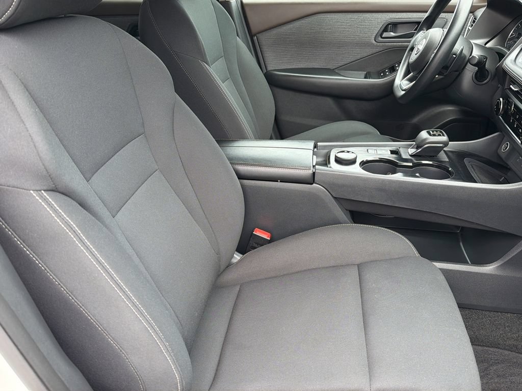 Used 2023 Nissan Rogue S AWD/4WD image 24