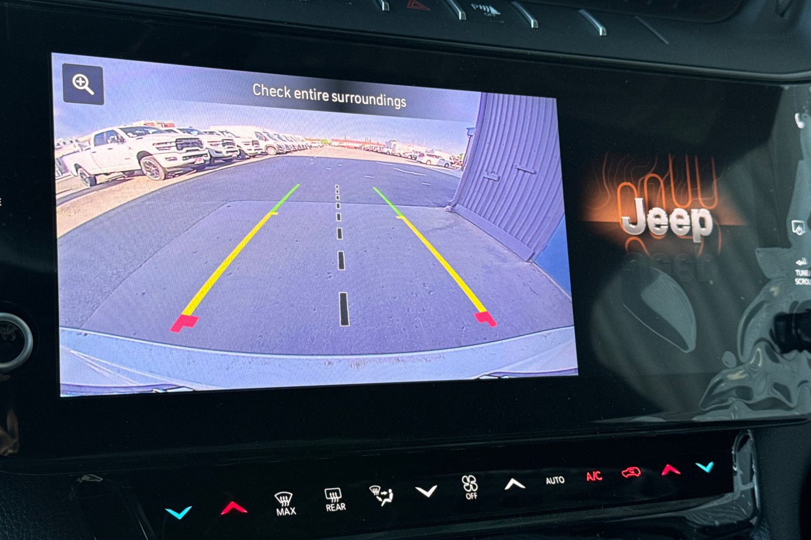 New 2026 Jeep Grand Cherokee Altitude AWD/4WD image 18