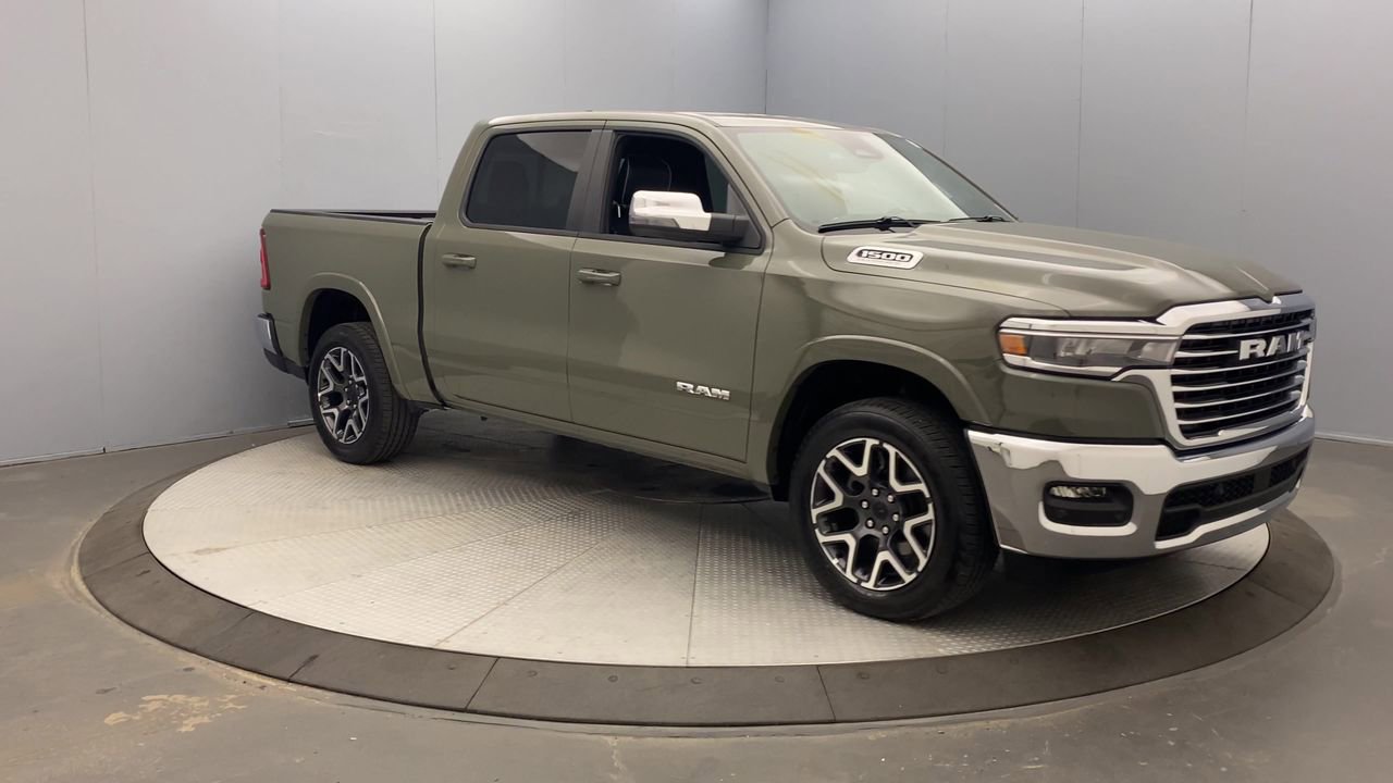Used 2026 RAM 1500 Laramie AWD/4WD image 7