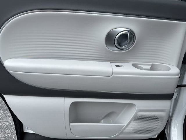 New 2026 Hyundai Ioniq 9 SEL image 13