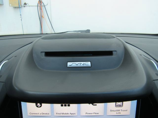 Used 2017 Ford C-MAX Titanium w/ Equipment Group 301A image 47