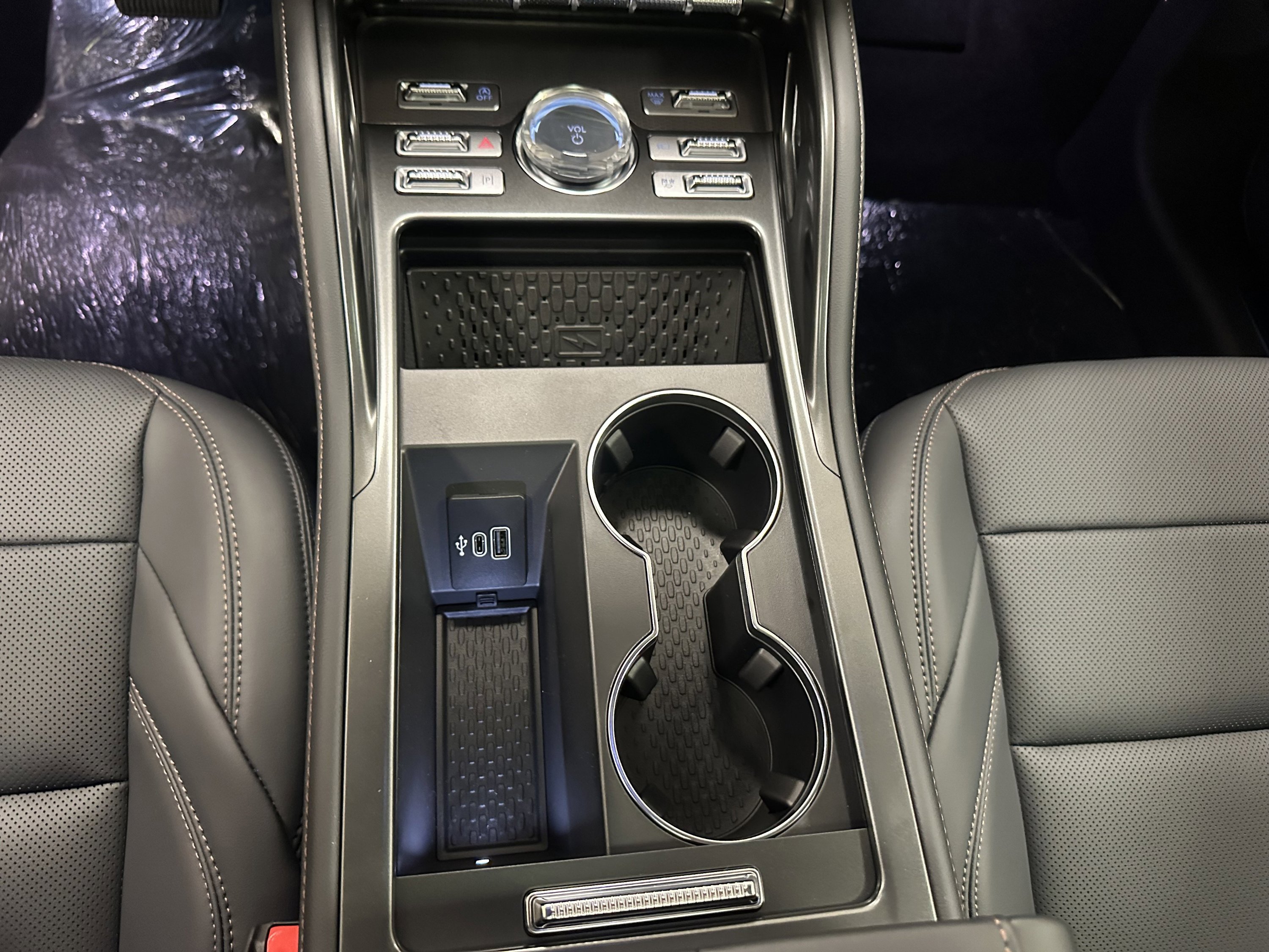 New 2026 Lincoln Nautilus Premier w/ Equipment Group 102A image 15