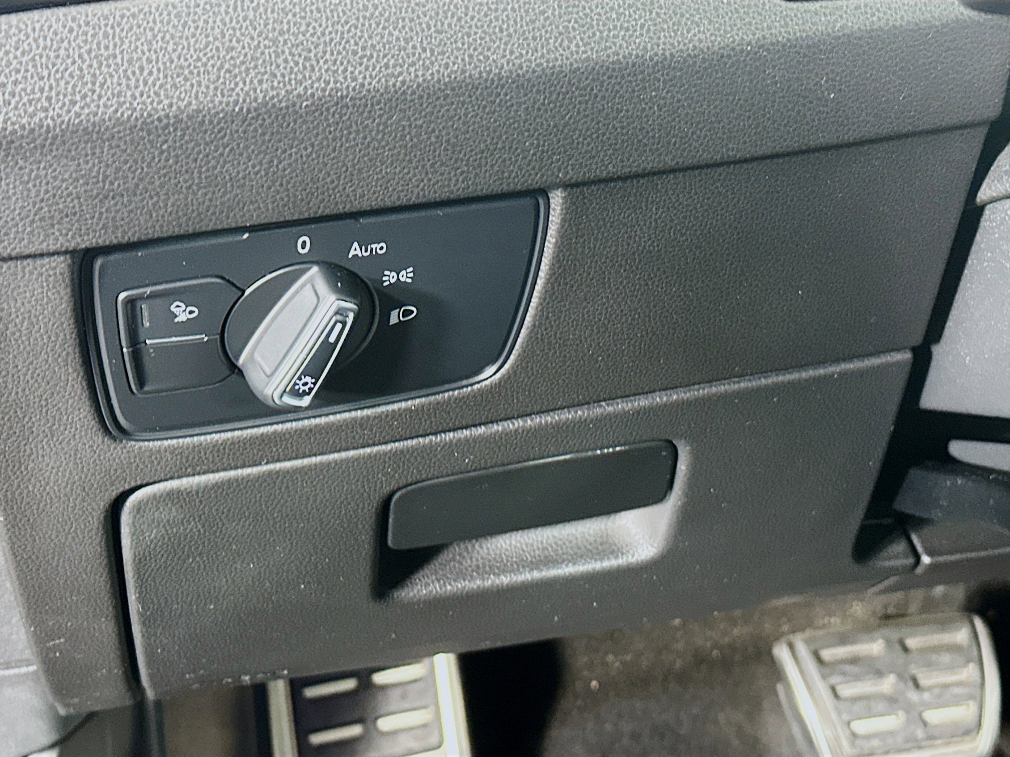 Used 2023 Volkswagen Arteon SEL Premium image 16