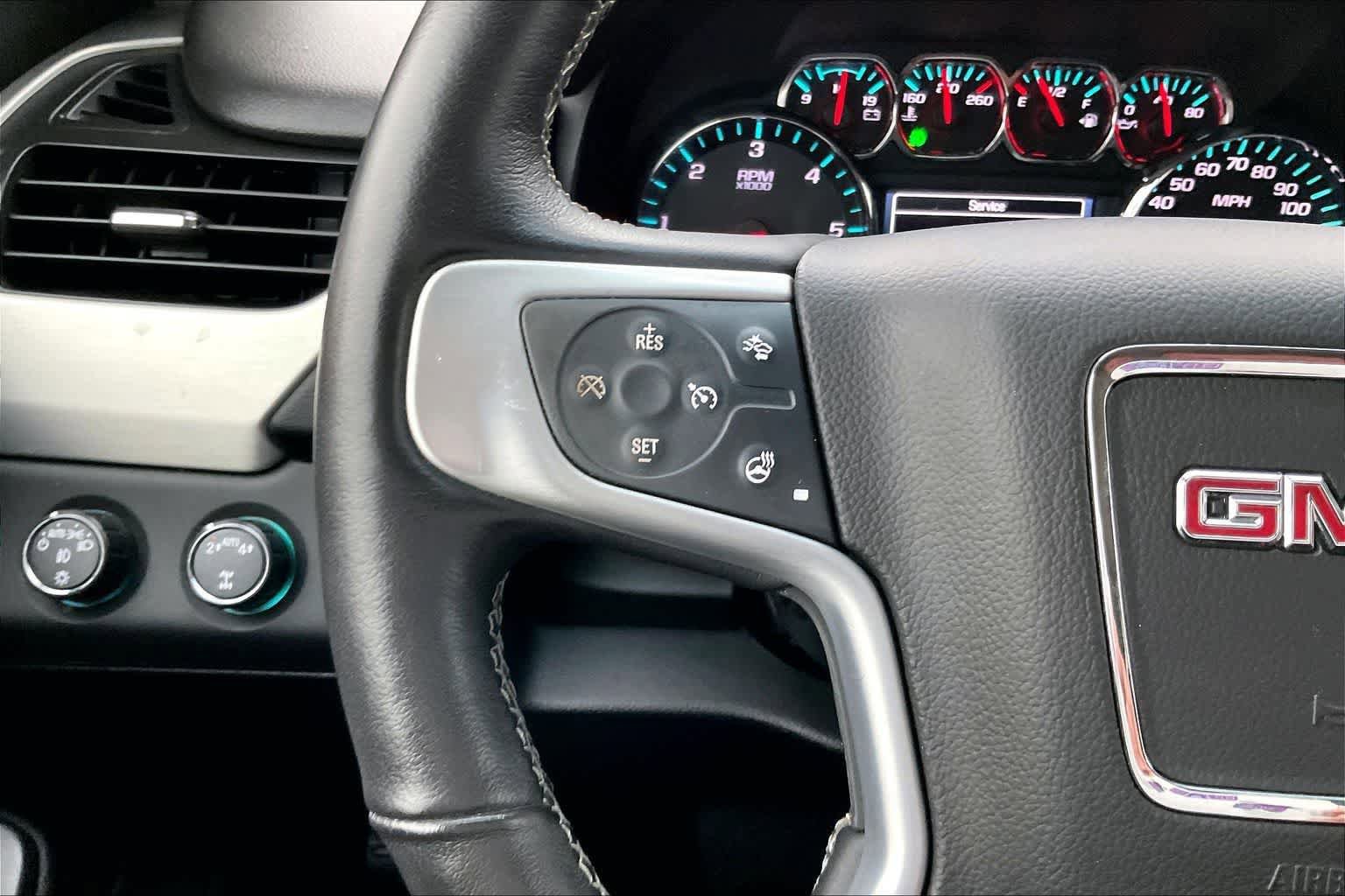 Used 2017 GMC Yukon SLT AWD/4WD image 22