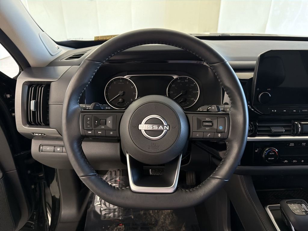 Certified 2025 Nissan Pathfinder SL w/ SL Premium Package FWD image 35
