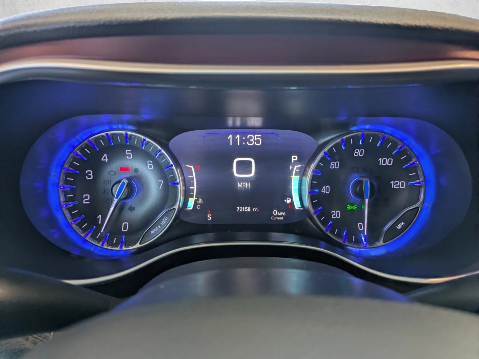 Used 2019 Chrysler Pacifica Limited FWD image 11
