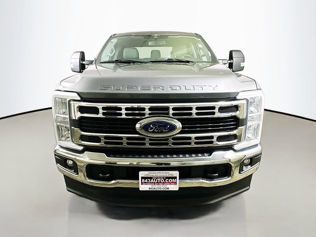 Used 2023 Ford F250 XLT image 2