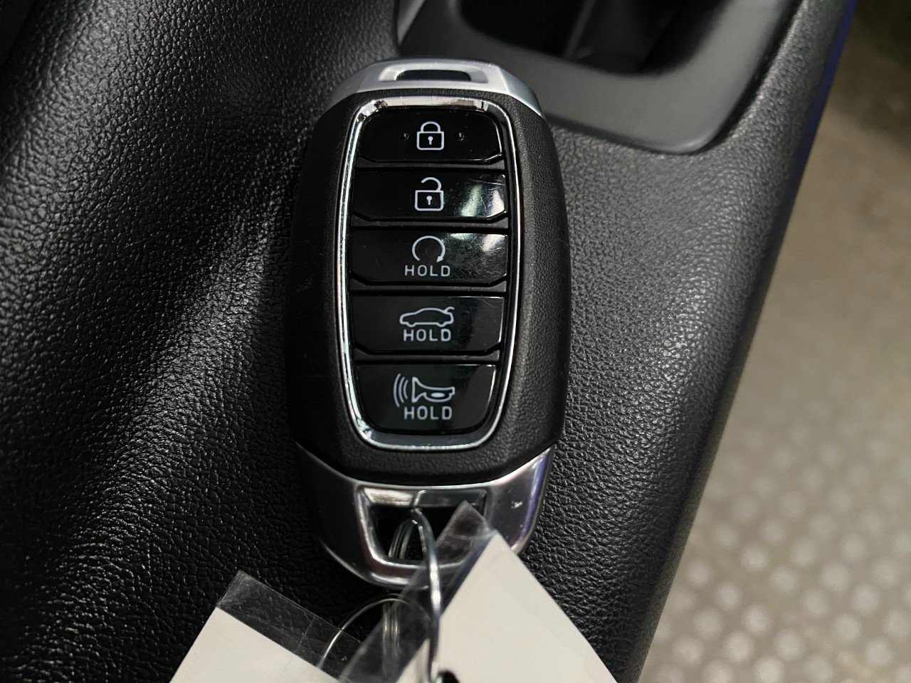 Certified 2023 Hyundai Elantra SEL w/ Preferred Accessory Package image 31
