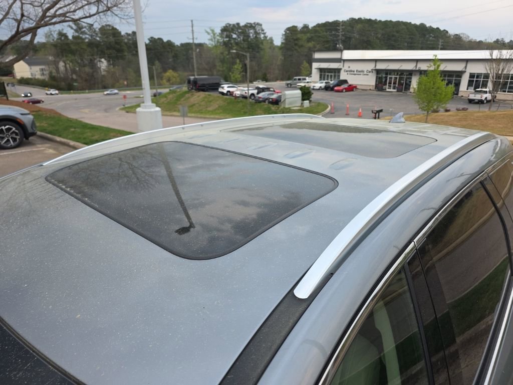 Used 2023 Buick Enclave Premium w/ Experience Buick Package image 6