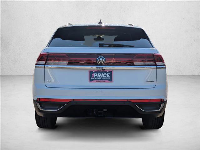 Used 2024 Volkswagen Atlas Cross Sport SE image 5