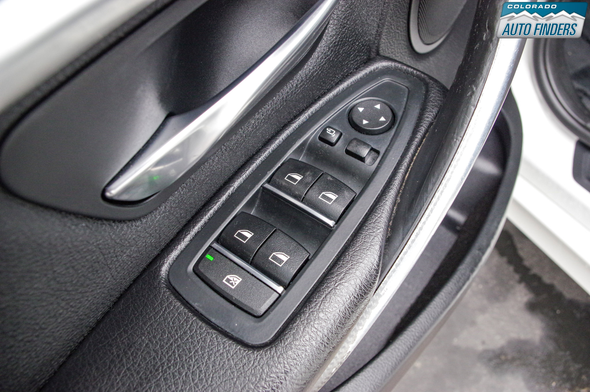 Used 2018 BMW 330i xDrive Sedan image 11