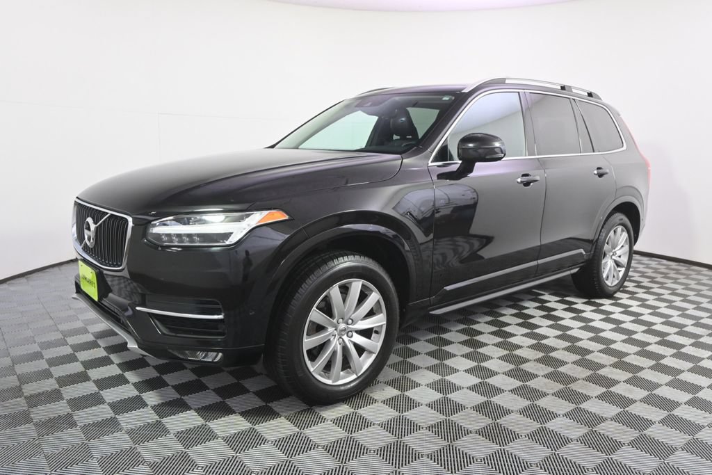 Used 2018 Volvo XC90 T5 Momentum w/ Convenience Package AWD/4WD image 2