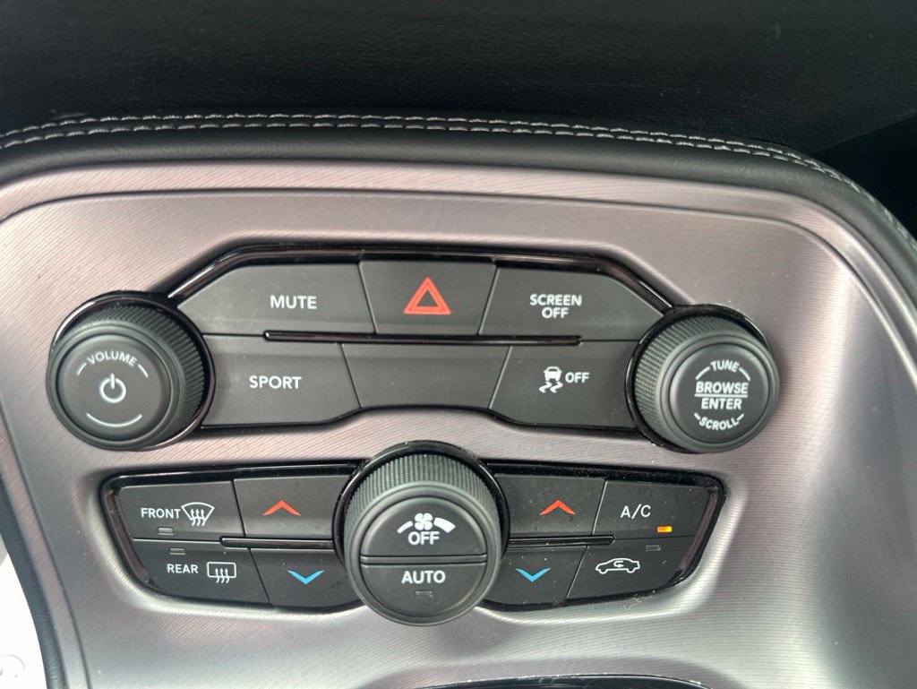 Used 2023 Dodge Challenger SXT RWD image 15