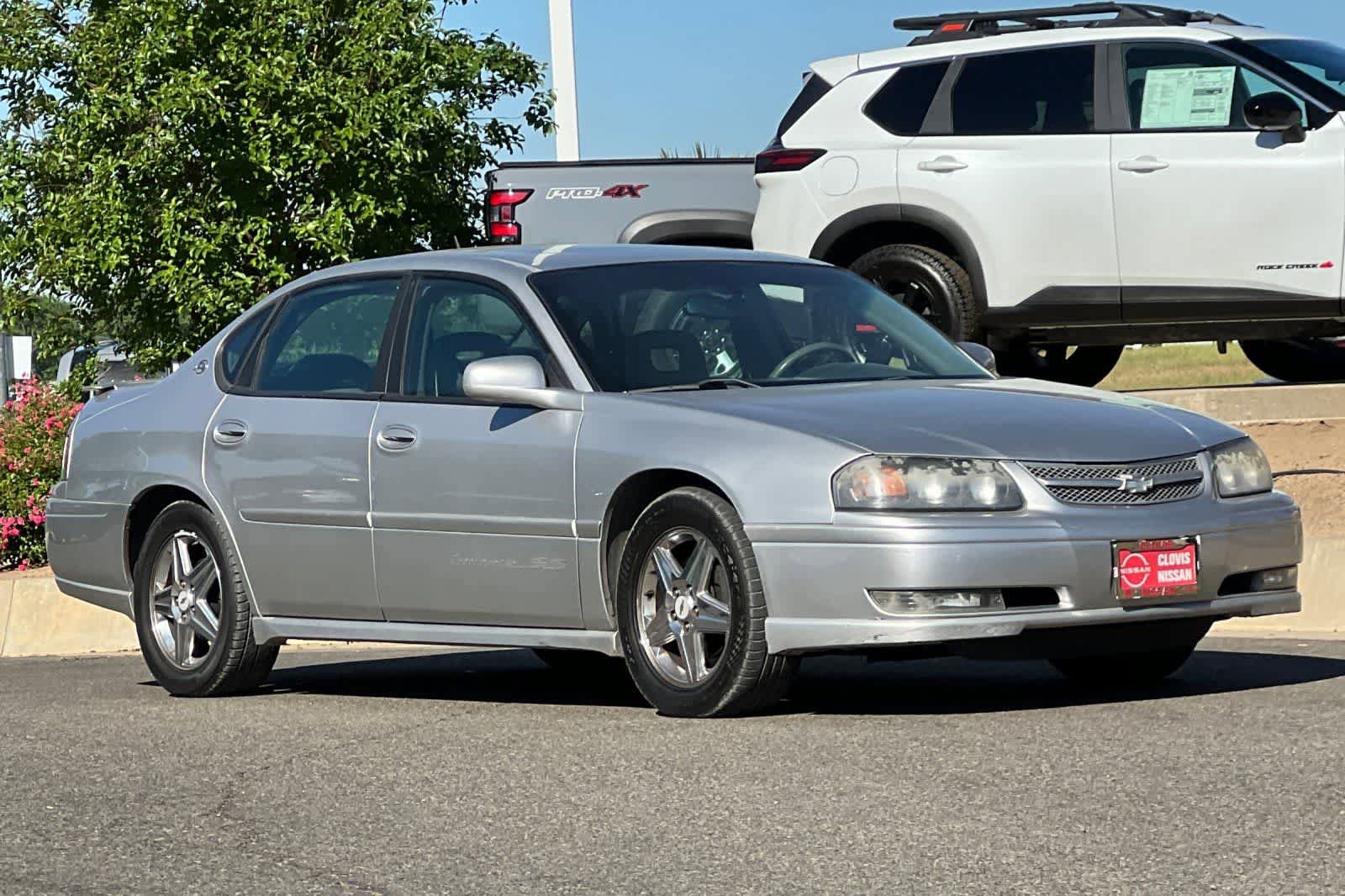Used 2005 Chevrolet Impala SS w/ Sun And Sound Package image 10
