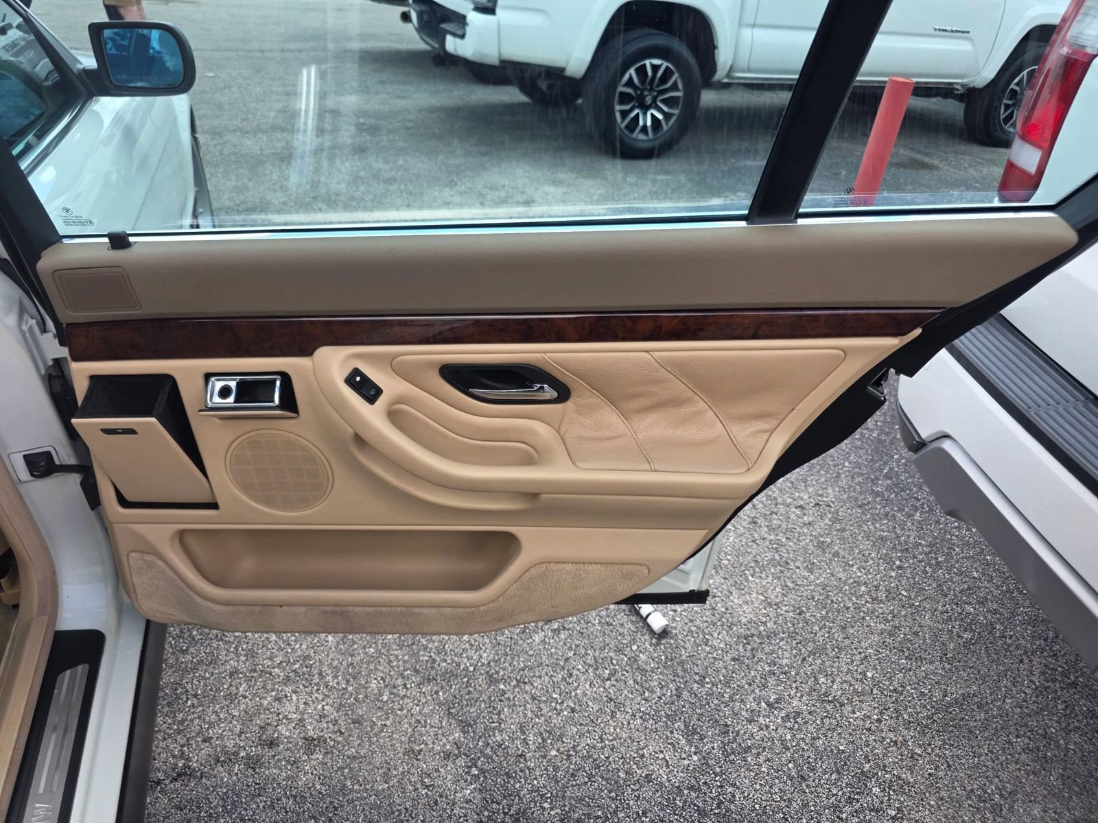 Used 1995 BMW 740iL RWD image 29