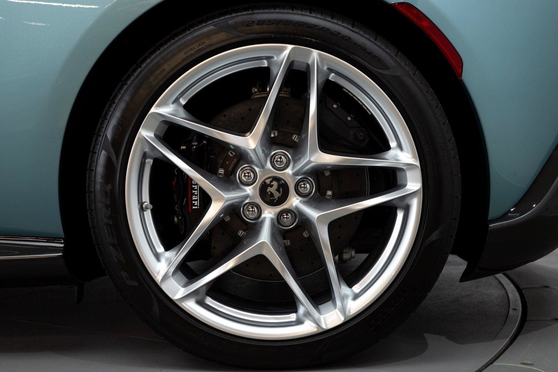 Certified 2024 Ferrari Roma Spider RWD image 23