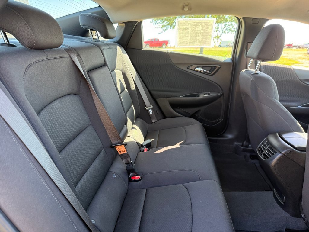 Used 2024 Chevrolet Malibu LT FWD image 38