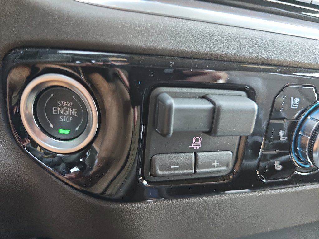 New 2026 GMC Sierra 2500 SLT w/ SLT Premium Package image 31