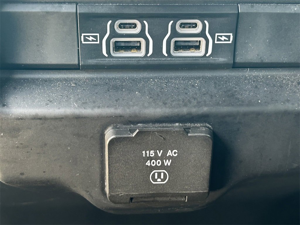 Used 2024 RAM 1500 Laramie image 18