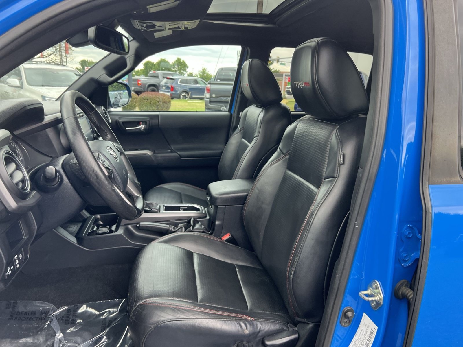 Used 2019 Toyota Tacoma TRD Pro AWD/4WD image 13