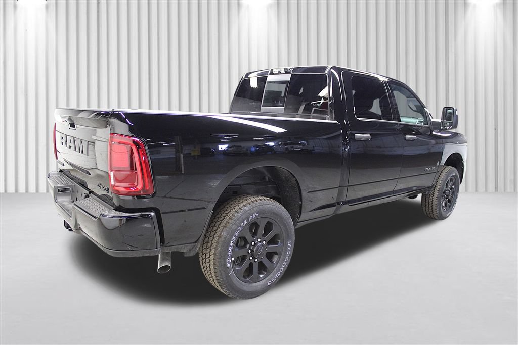New 2026 RAM 2500 Big Horn AWD/4WD image 3