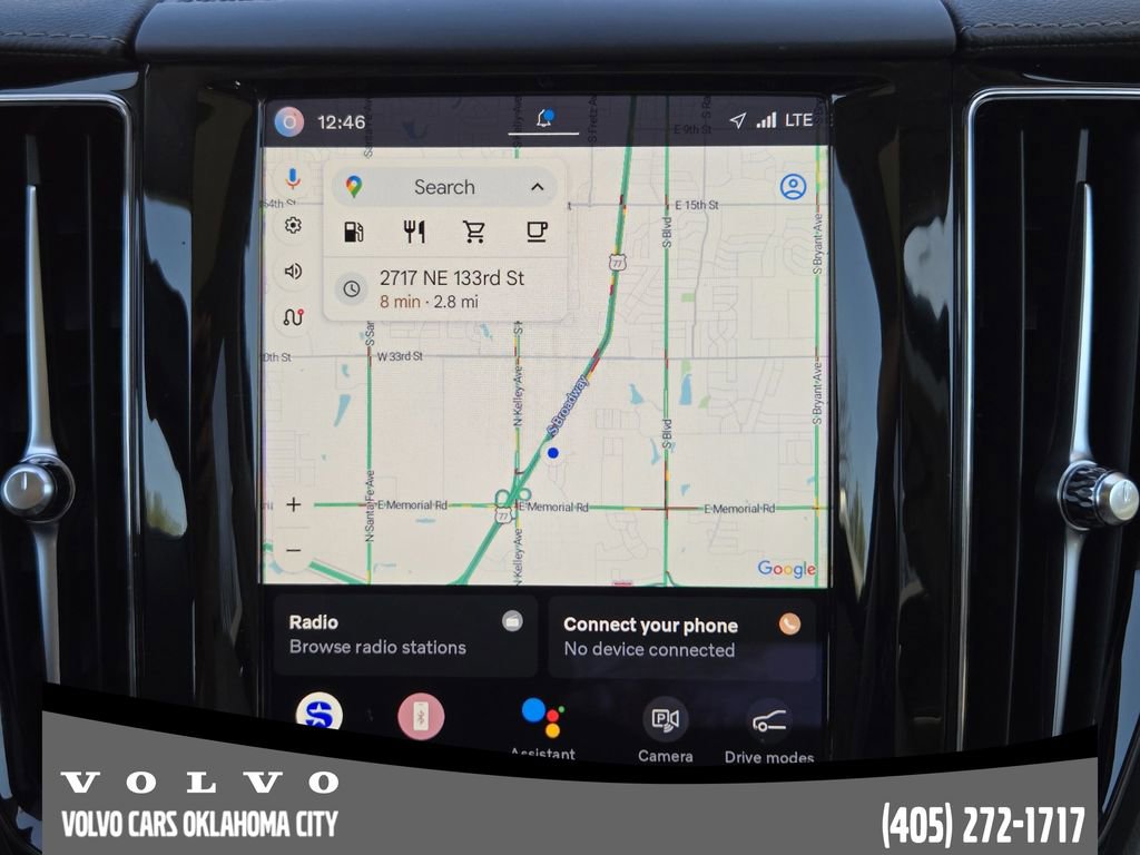 Certified 2024 Volvo XC60 B5 Ultimate w/ Protection Package Premier image 16