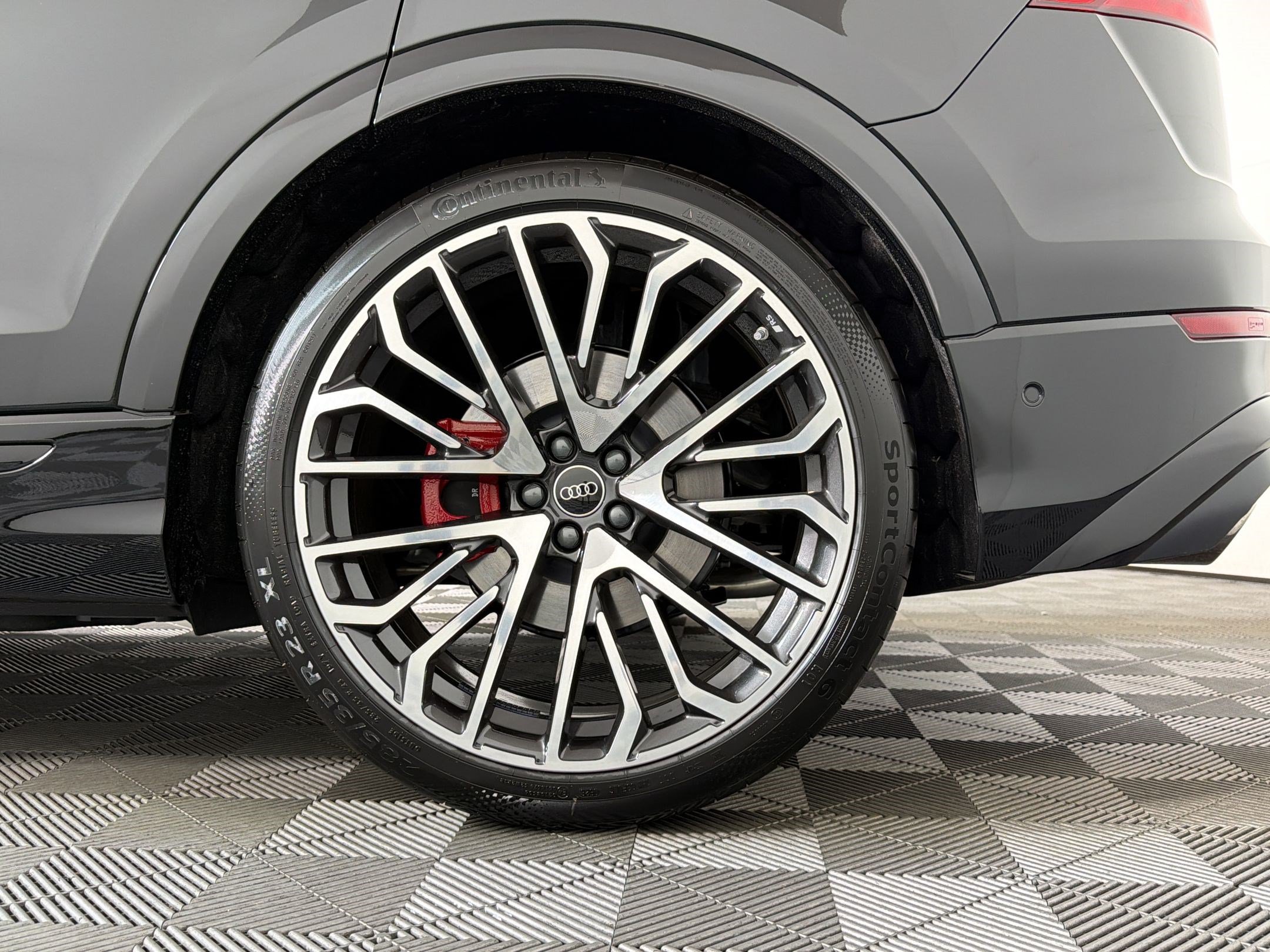 New 2026 Audi SQ8 Prestige AWD/4WD image 11