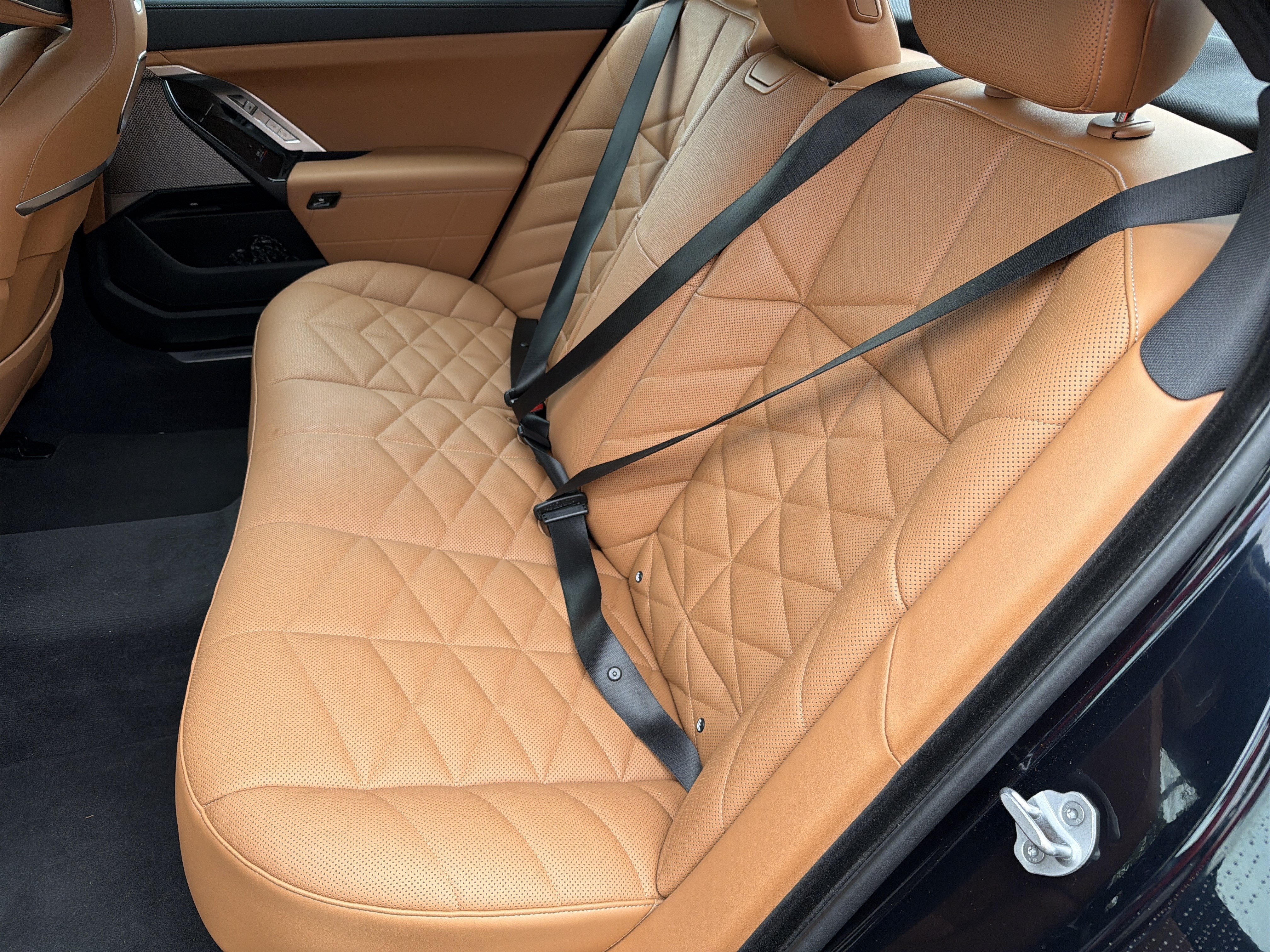Certified 2026 BMW 740i xDrive AWD/4WD image 19