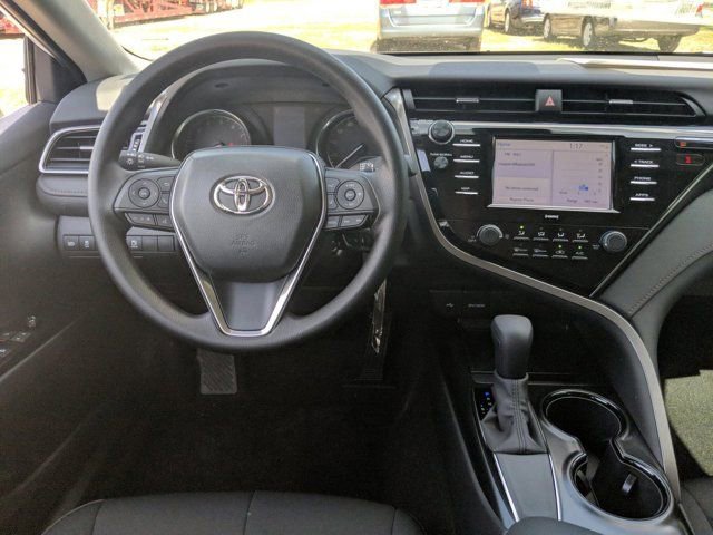 Used 2020 Toyota Camry LE FWD image 15