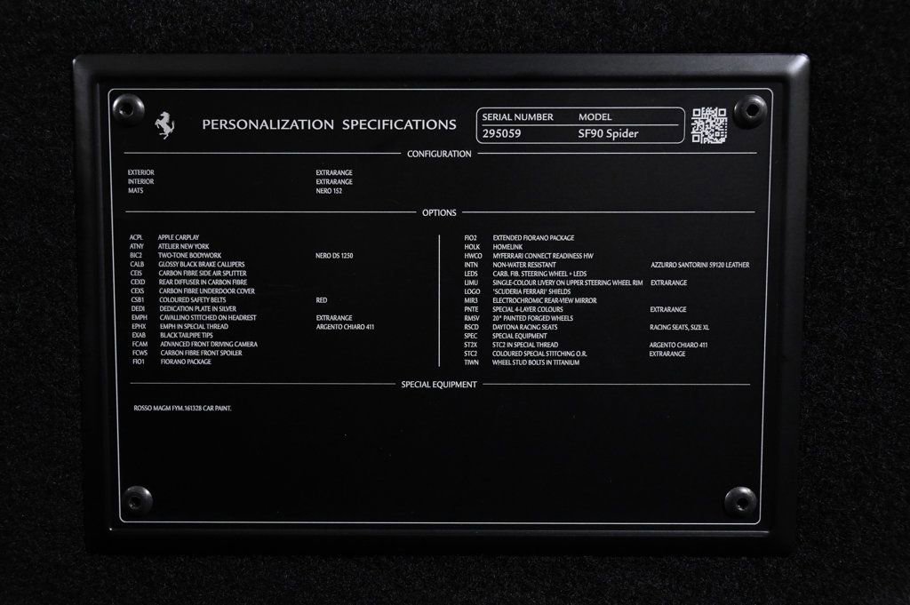 Used 2023 Ferrari SF90 Spider image 35