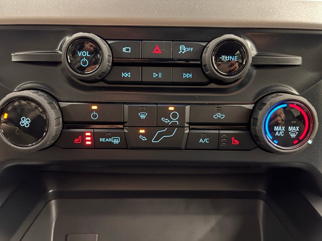 New 2026 Ford F350 XLT image 4