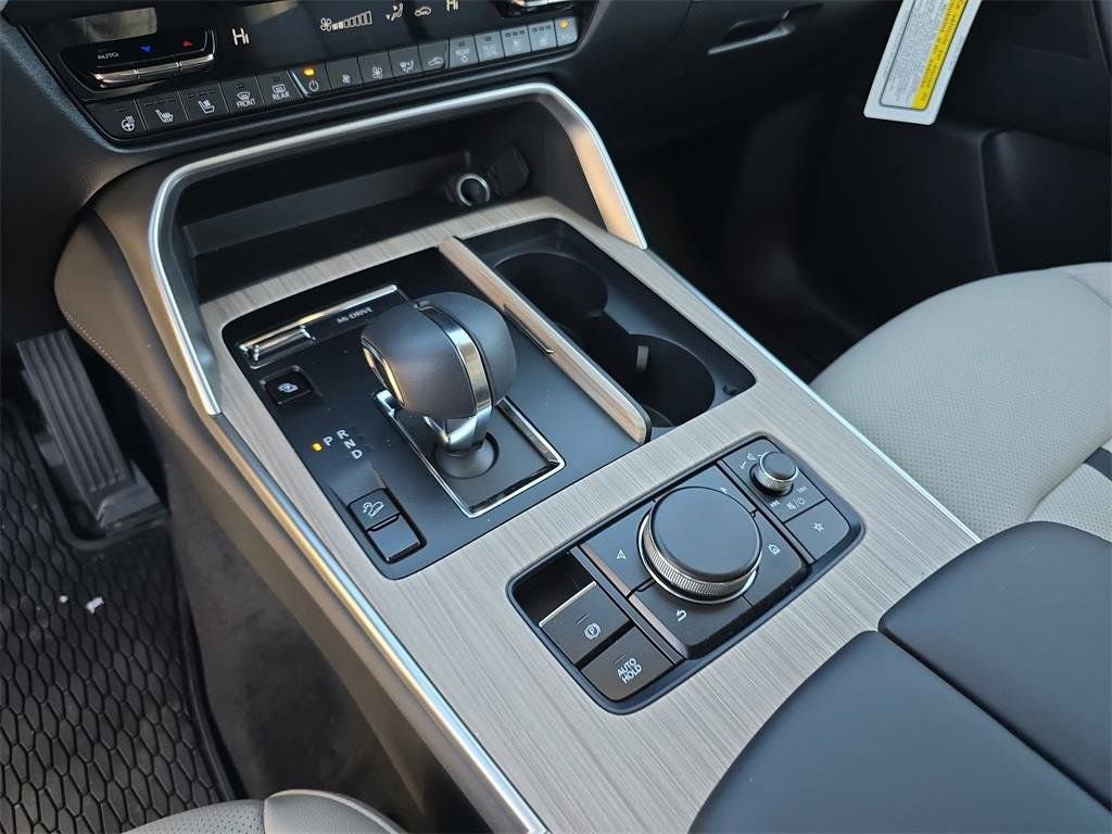 New 2026 MAZDA CX-90 Plug-In Hybrid w/ Preferred image 30