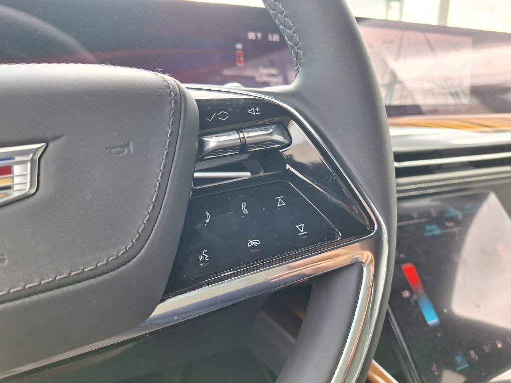 New 2026 Cadillac Escalade Platinum Luxury AWD/4WD image 21