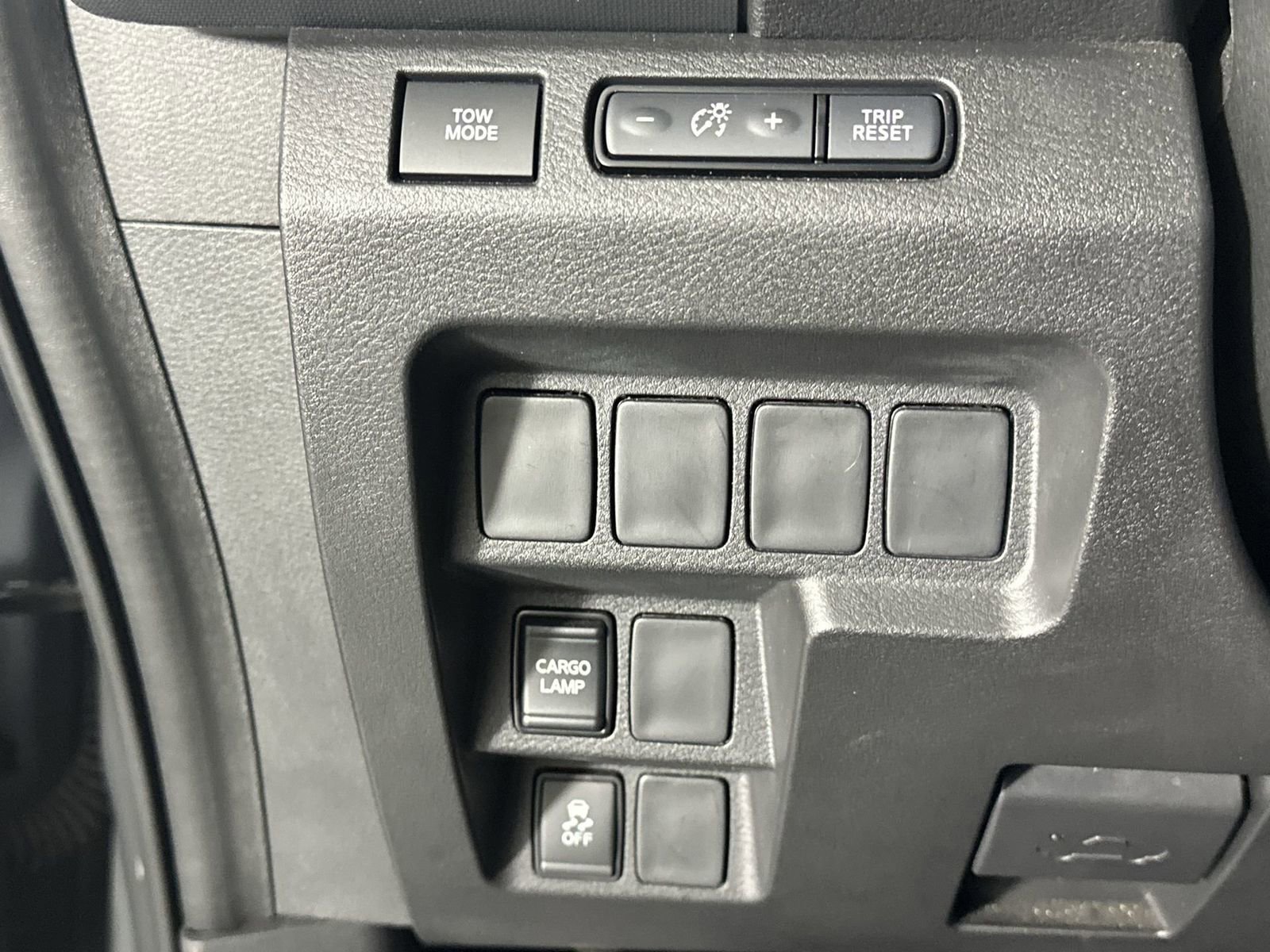 Certified 2024 Nissan Frontier Pro-X RWD image 22