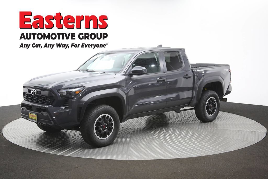Used 2025 Toyota Tacoma TRD Off-Road AWD/4WD image 54