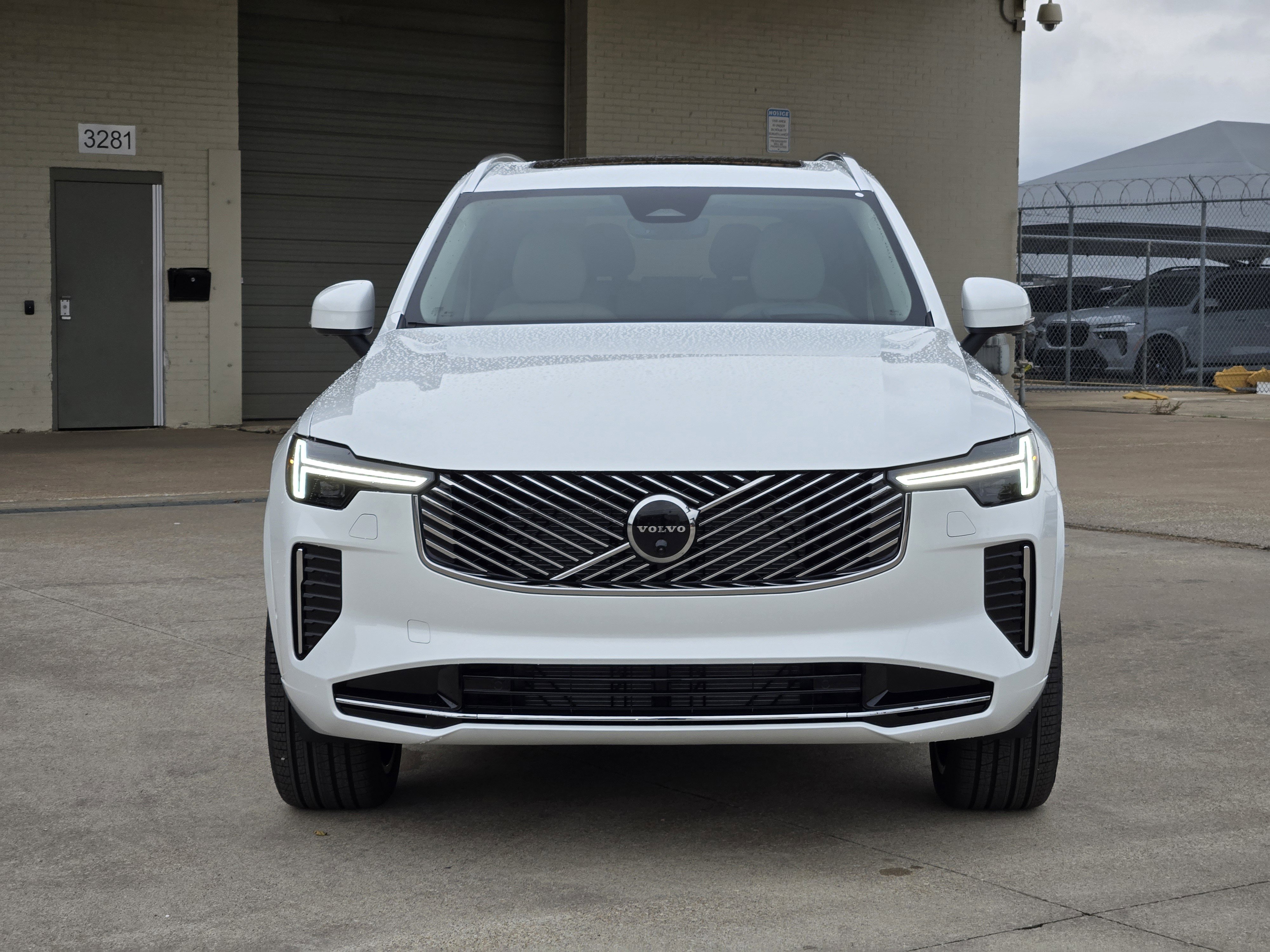 New 2026 Volvo XC90 B6 Ultra w/ Protection Package image 6