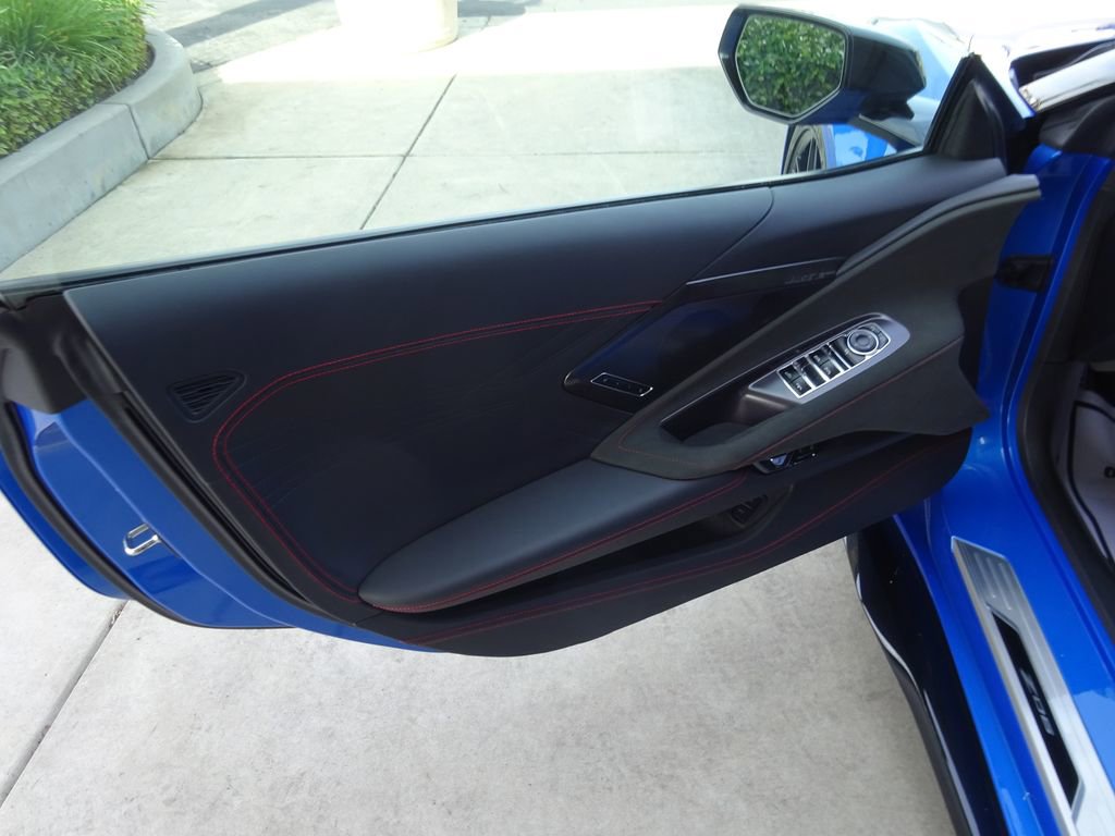 Used 2024 Chevrolet Corvette Z06 RWD image 20