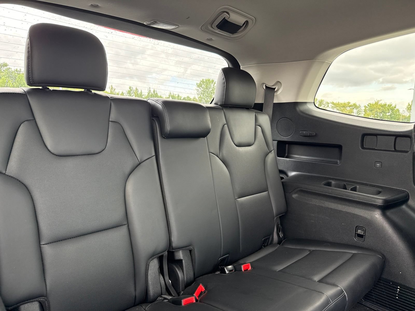 Used 2025 Kia Telluride S FWD image 18