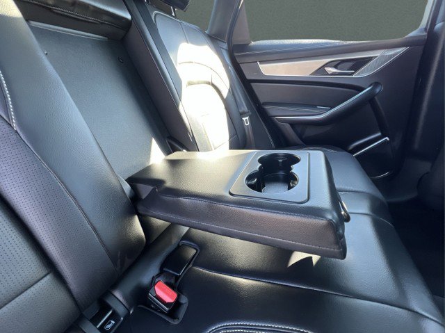 Used 2024 Jaguar F-PACE R-Dynamic S image 19