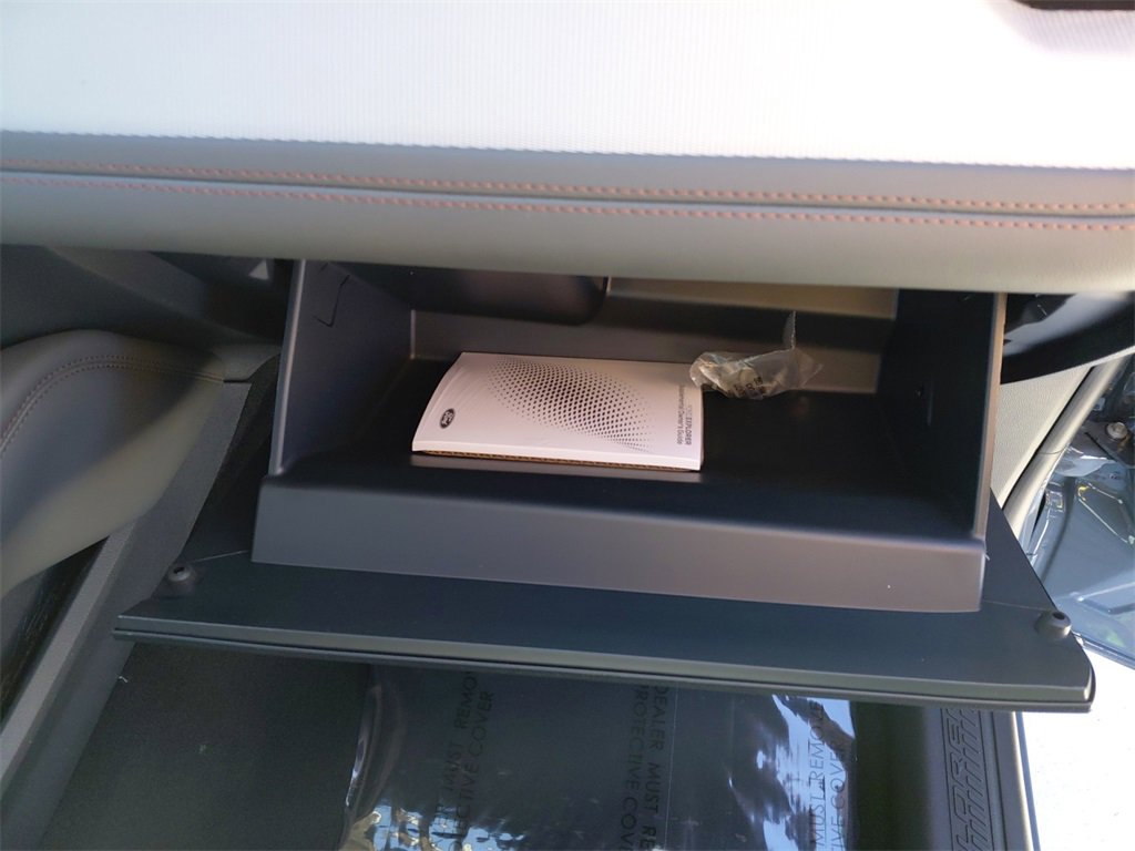 New 2026 Ford Explorer Active image 17