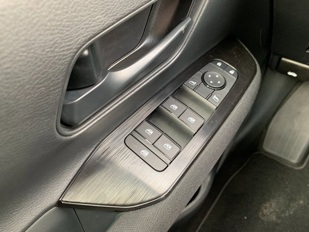 New 2026 Nissan Kicks S image 16