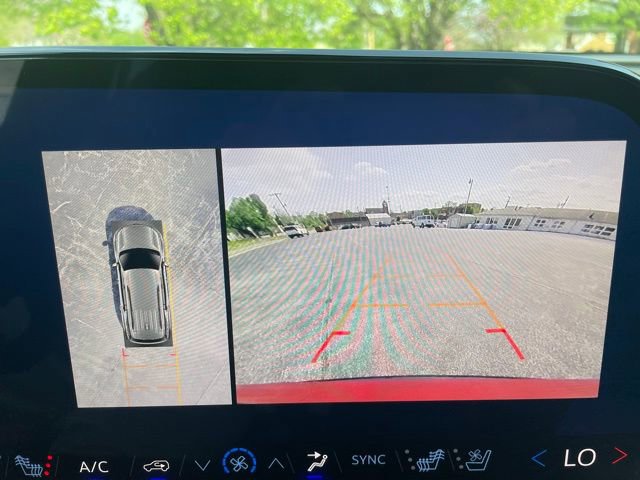 Used 2024 Chevrolet Traverse RS w/ LPO, Floor Liner Package image 30