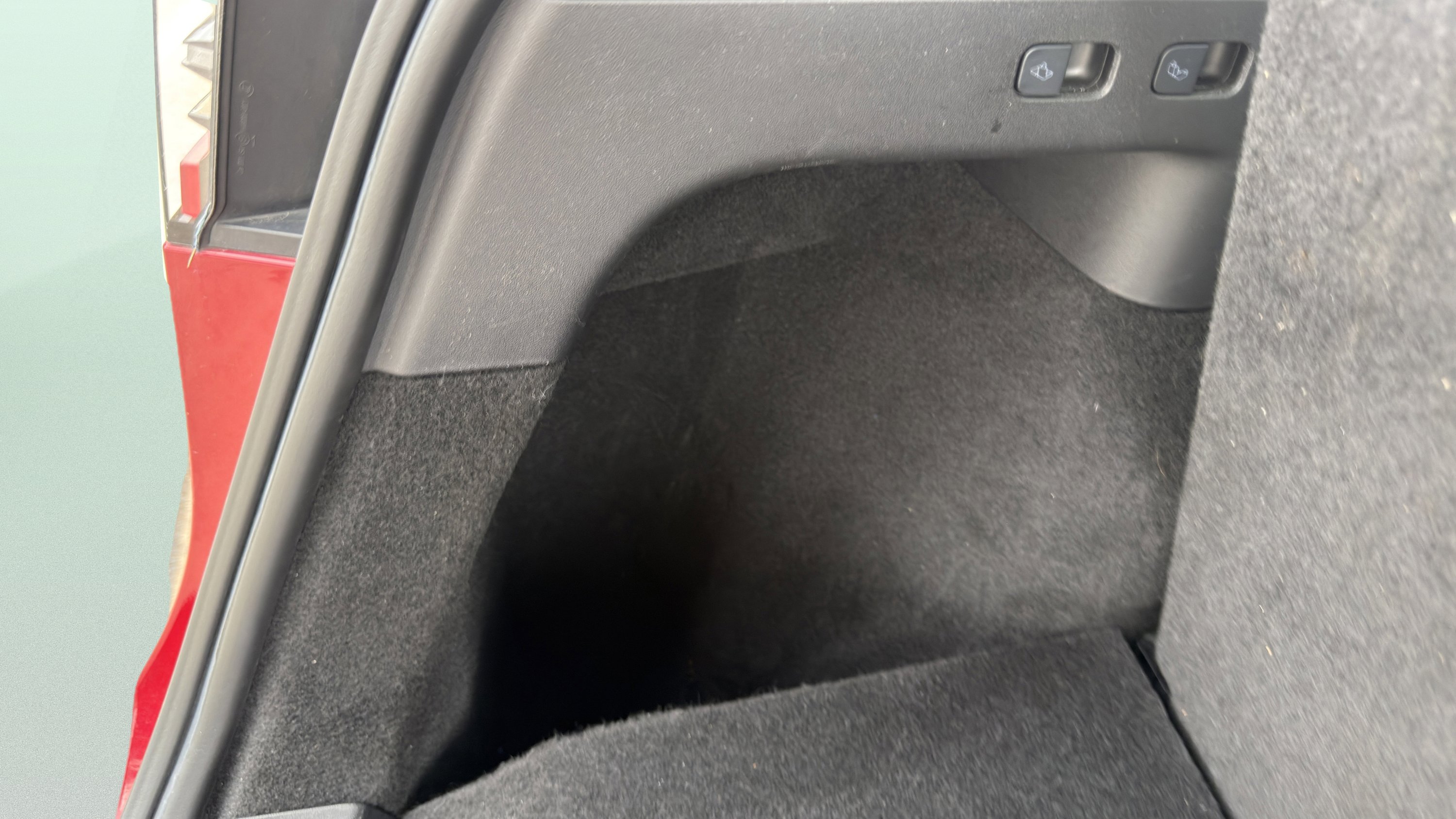 Used 2021 Tesla Model Y Long Range image 31