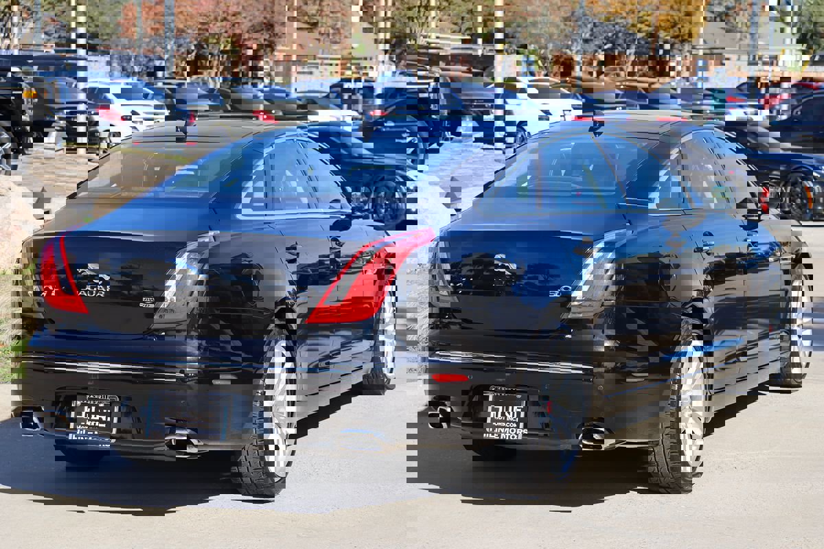 Used 2014 Jaguar XJ L Portfolio image 9