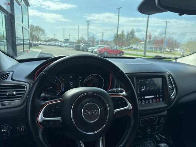 Used 2019 Jeep Compass Trailhawk AWD/4WD image 20
