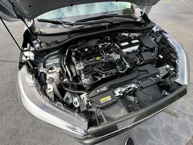 Used 2023 Toyota Corolla Cross XLE FWD image 31