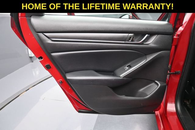 Used 2018 Honda Accord Sport image 33