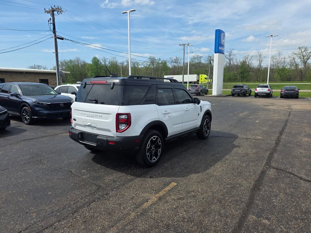 Used 2025 Ford Bronco Sport Outer Banks w/ Outer Banks Tech Package+ image 3